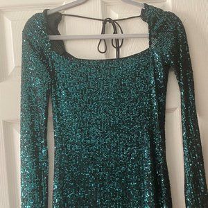 Dress - Cocktail, Party. Emerald Green Sequin - Medium (4)